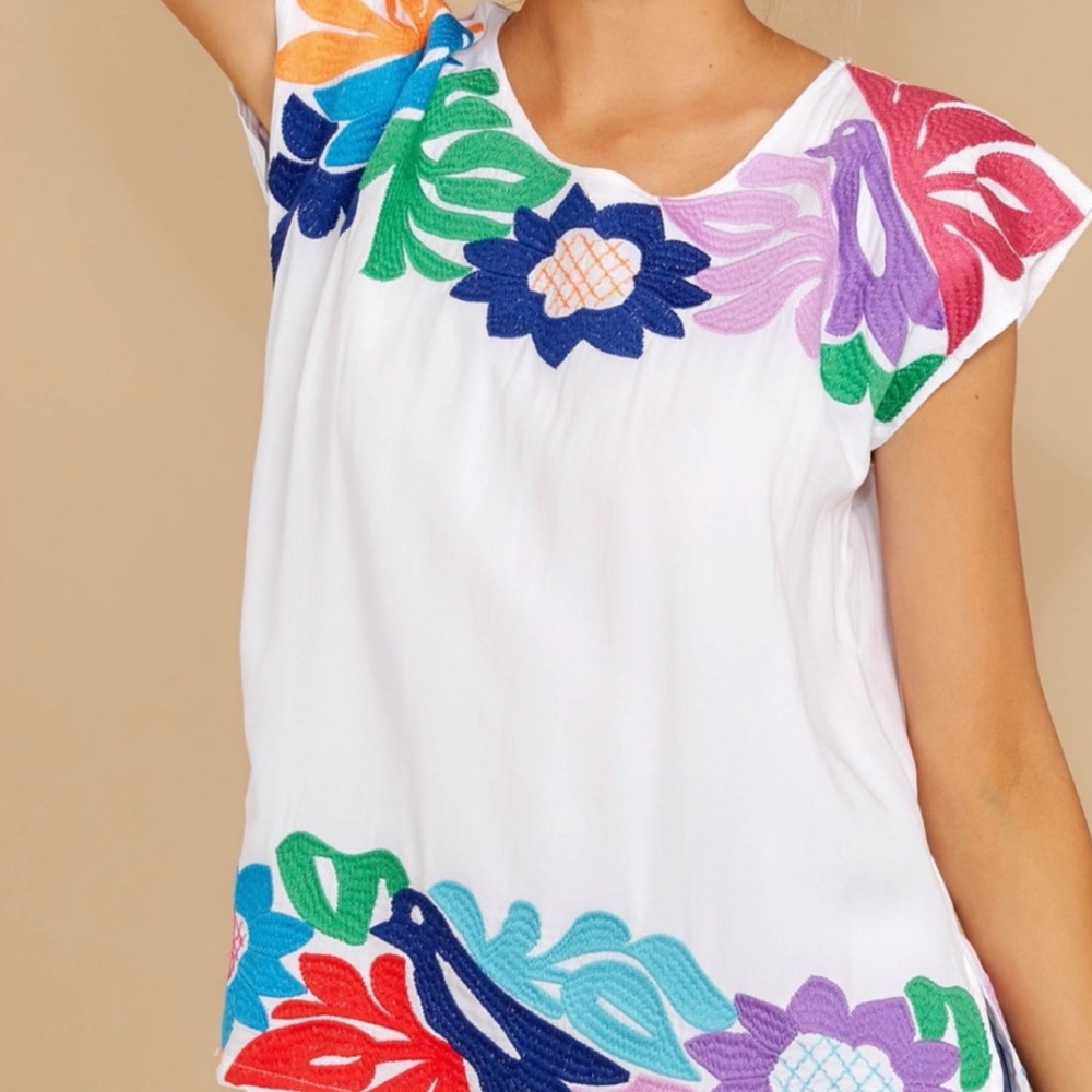 💜NWT💜 J Marie Floral Embroidered Top Multicolored